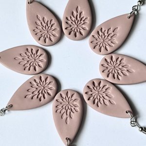 Antique Rose Flower Drops